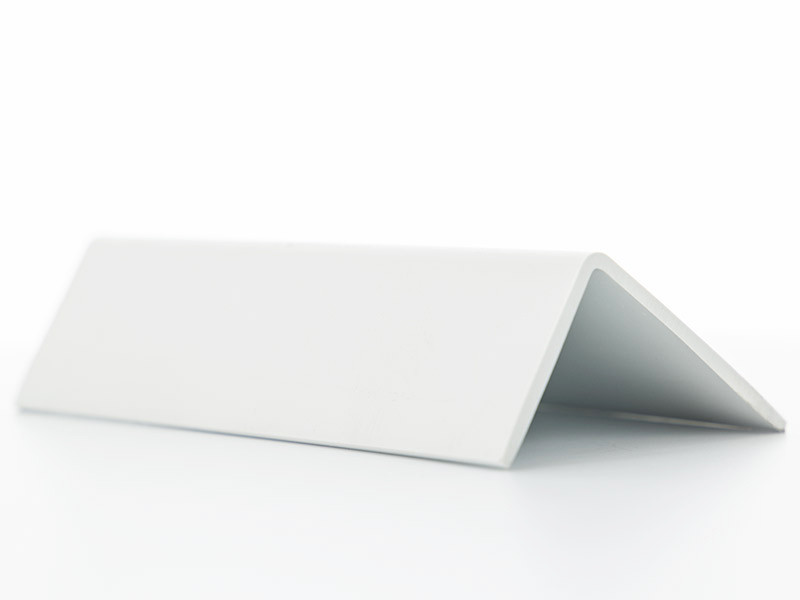 cornieres pvc blanc 70x70
